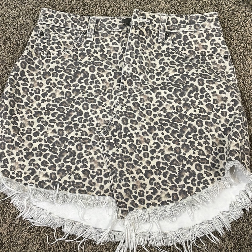 Free people leopard denim skirt size 26. Like new